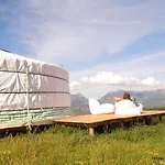 Drome Esprit Nature Campeggio *