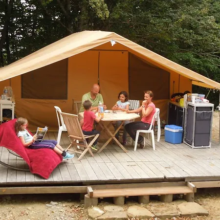 Camping Drome Esprit Nature Le Poët-Célard